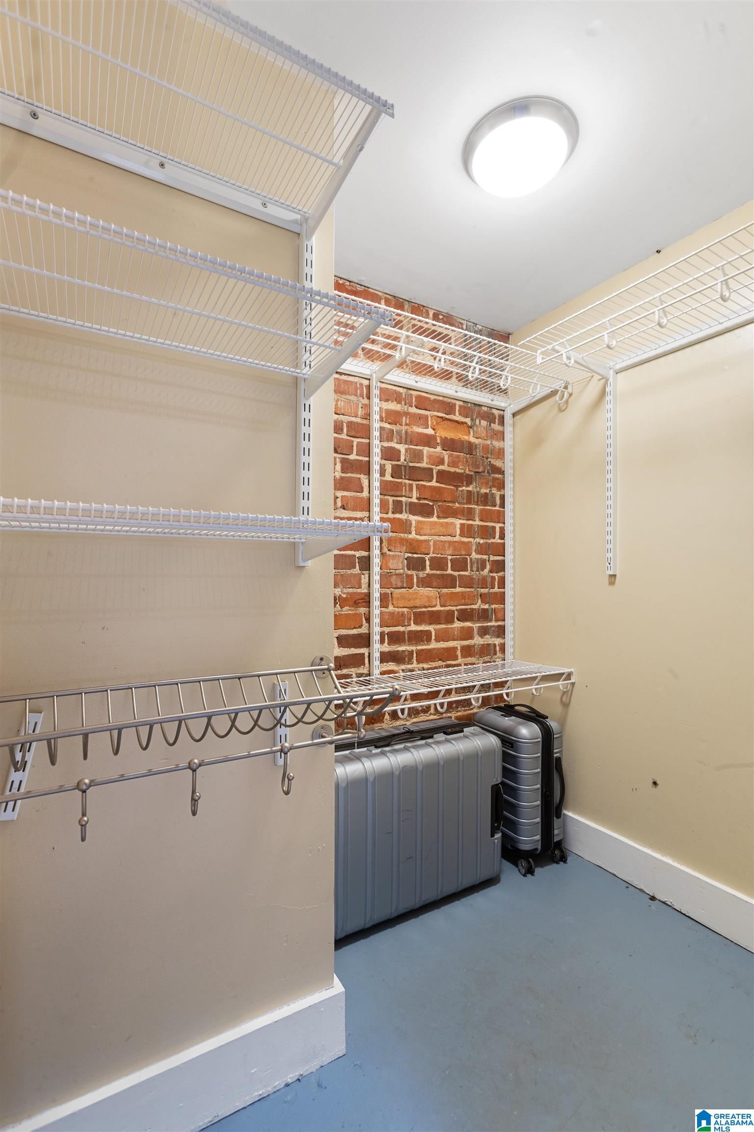 2327 MORRIS AVENUE Unit: 3A