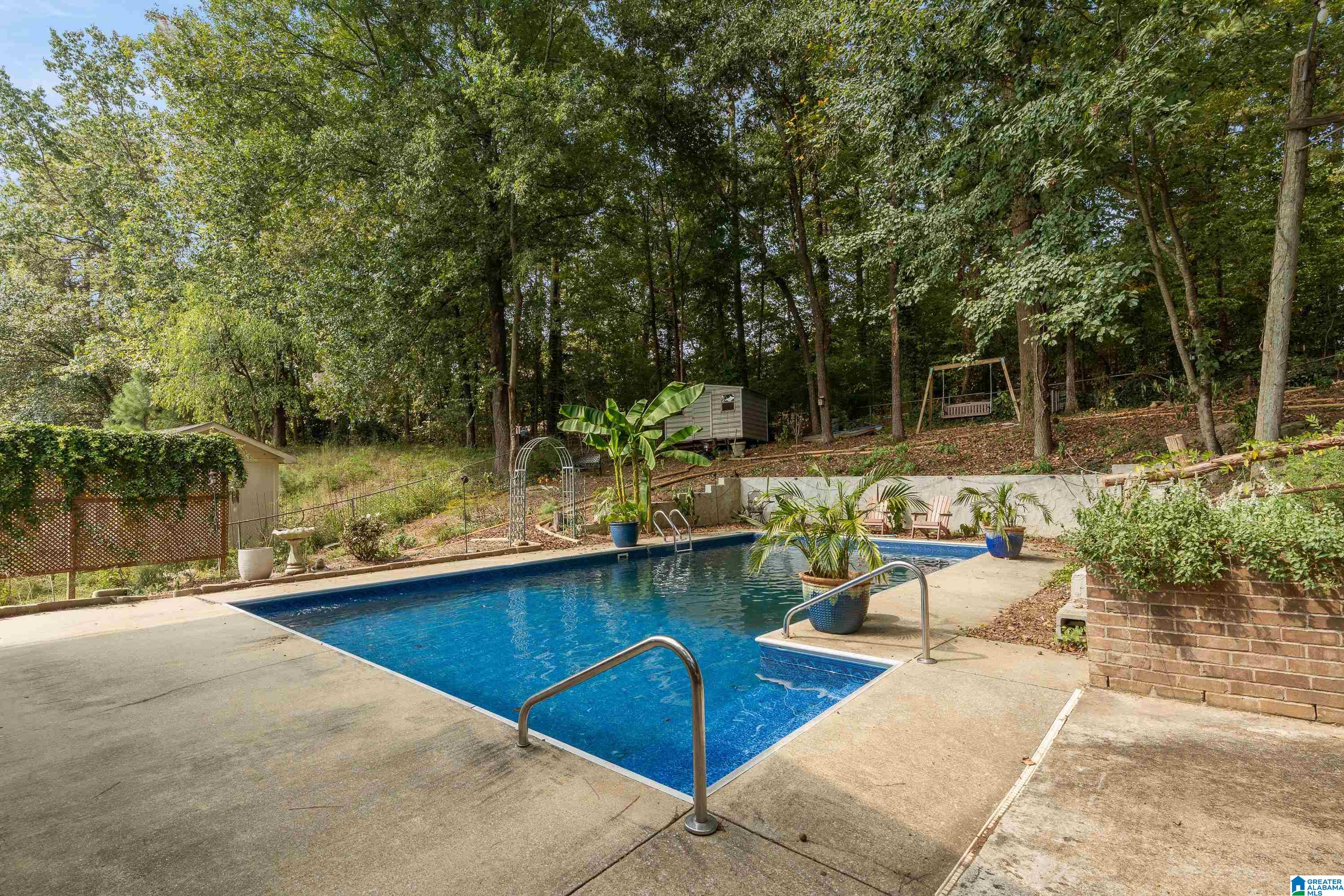 532 CONWAY LANE