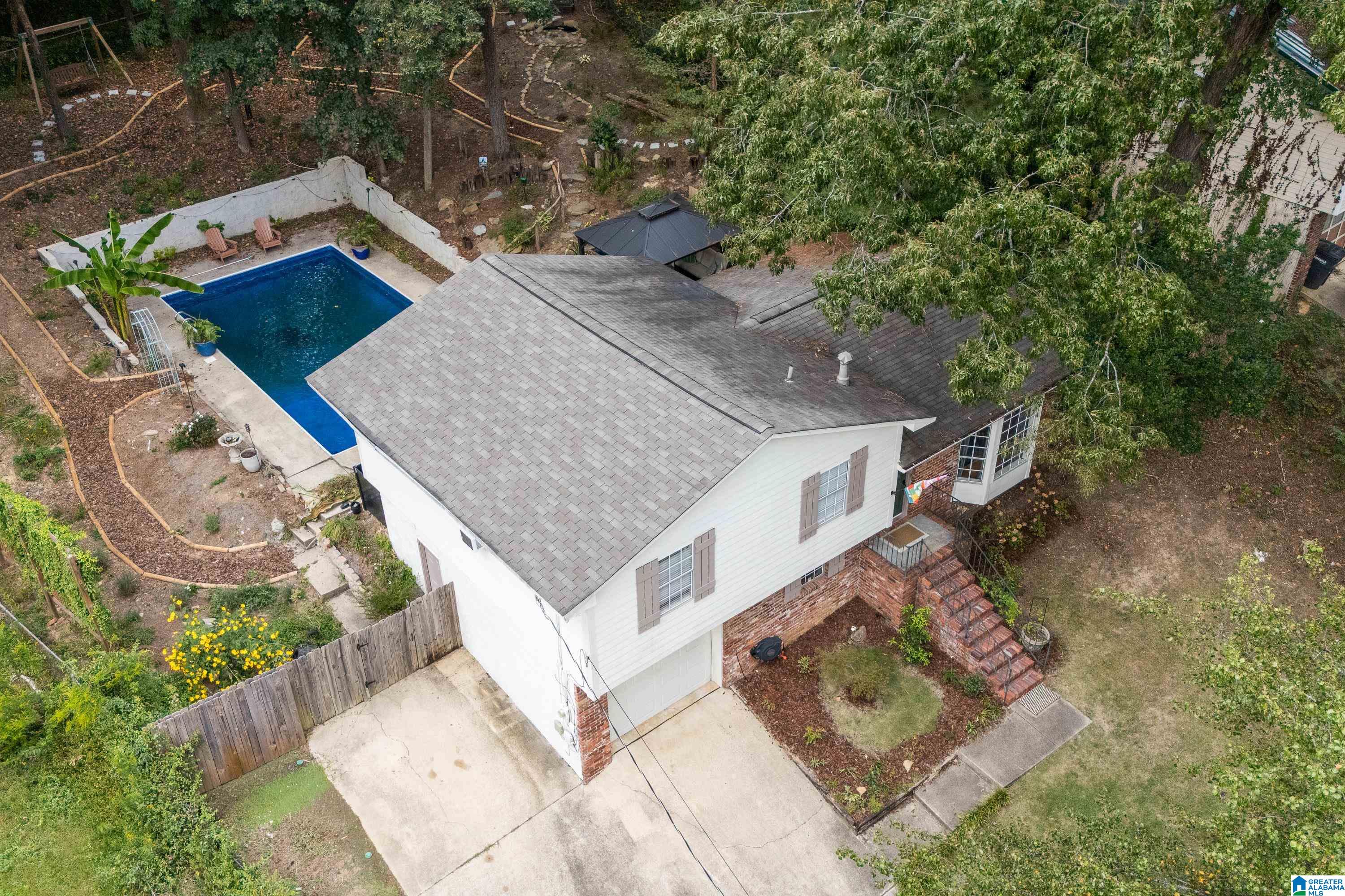 532 CONWAY LANE