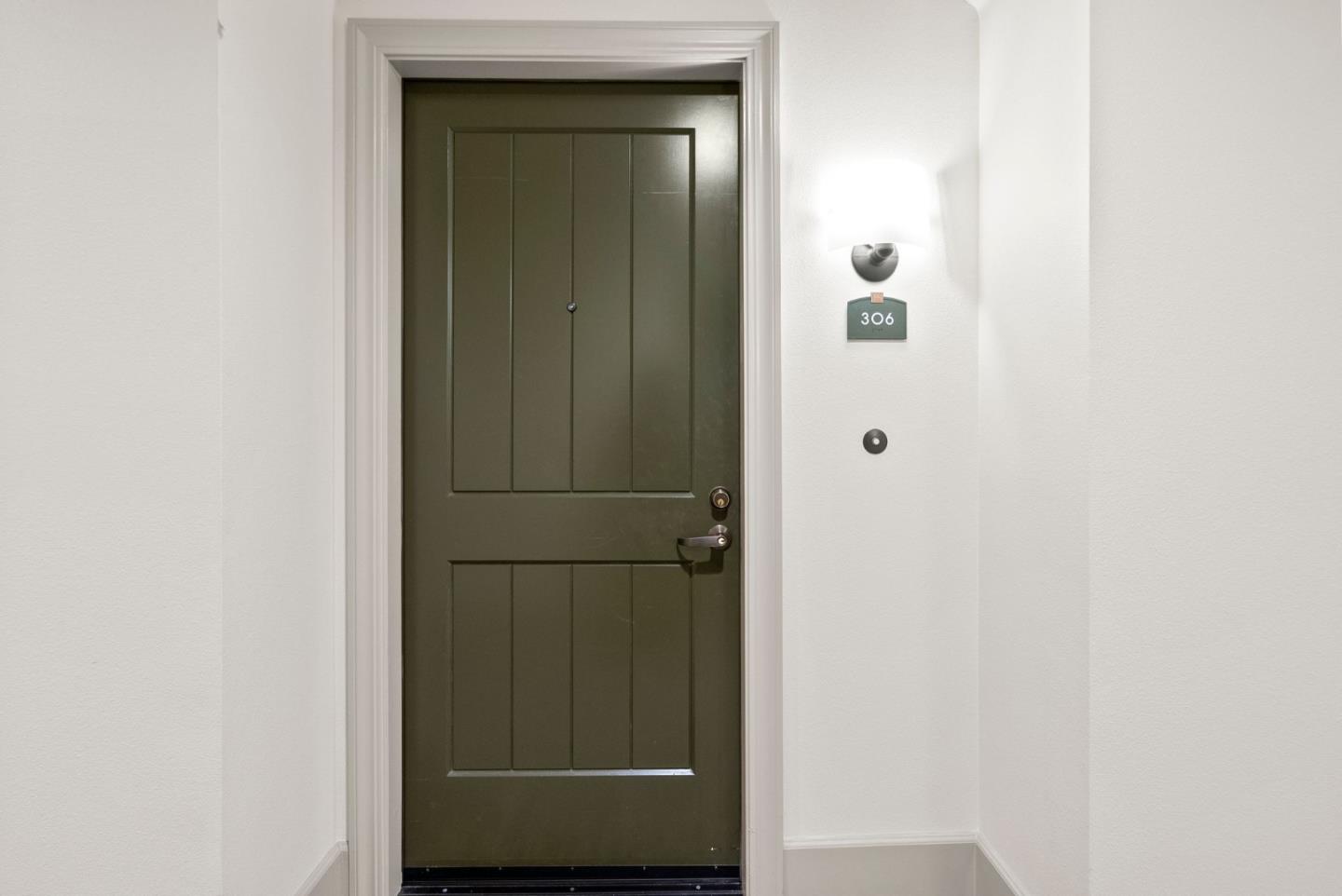 1001 Laurel ST 306