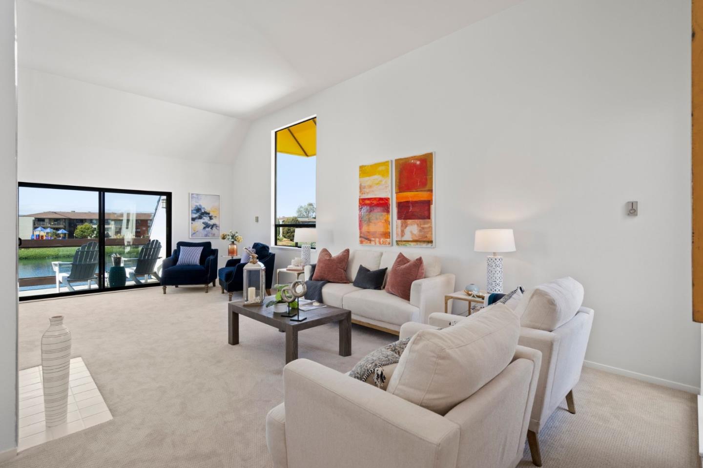 674 Portofino LN