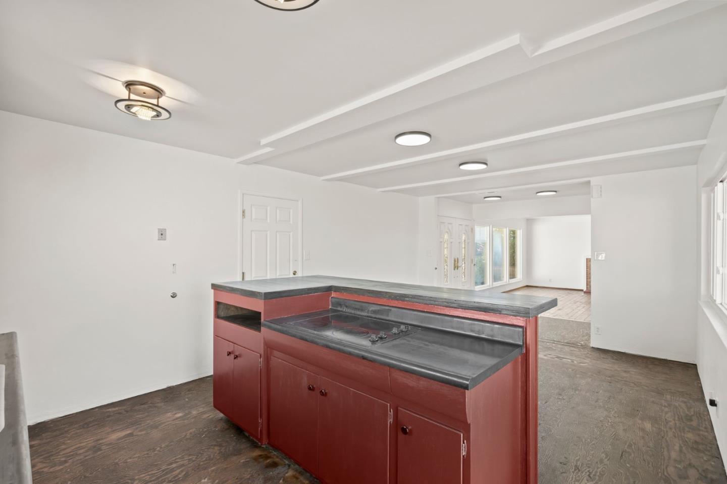 3907 Christian DR
