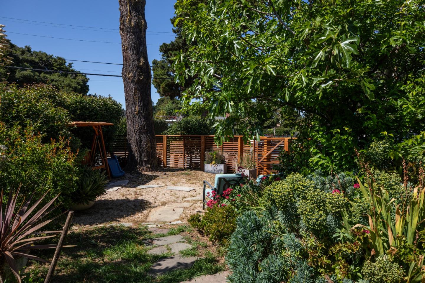 2336 Palo Verde Avenue