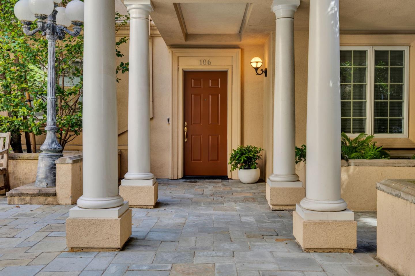 153 North San Mateo Drive 106