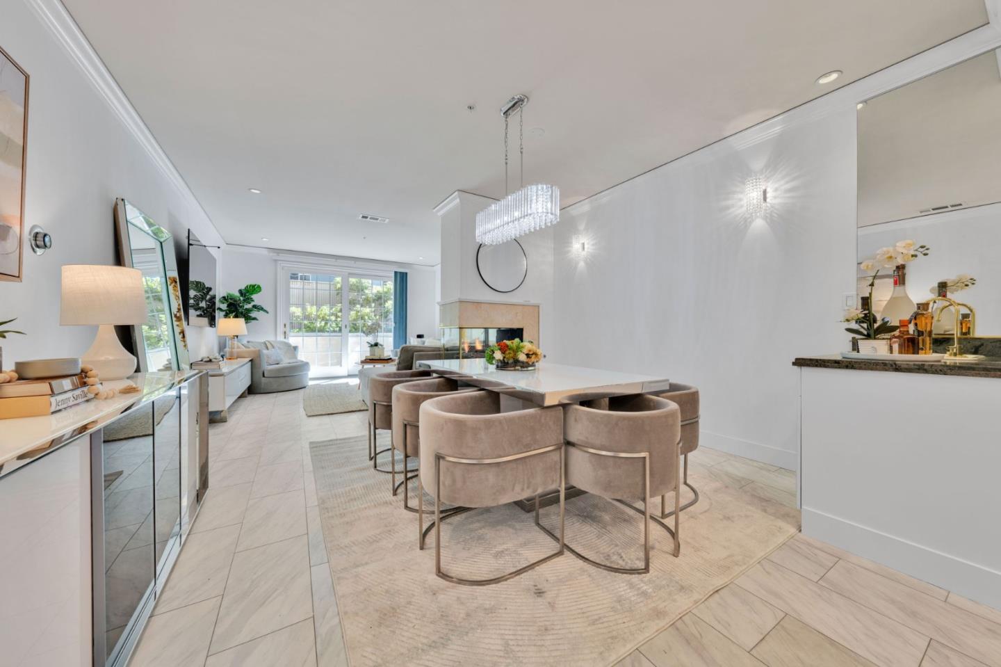 153 North San Mateo Drive 106