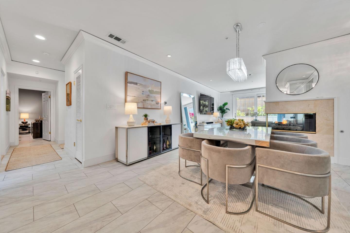 153 North San Mateo Drive 106