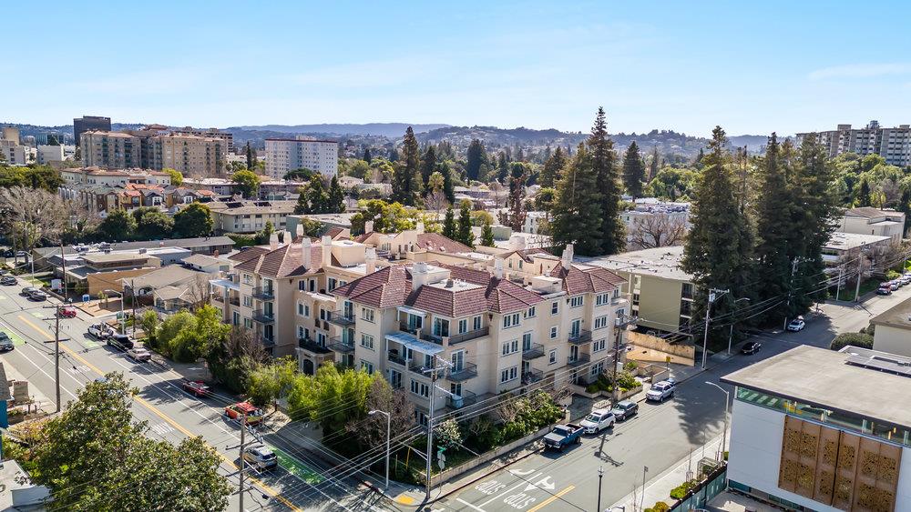 153 North San Mateo Drive 106