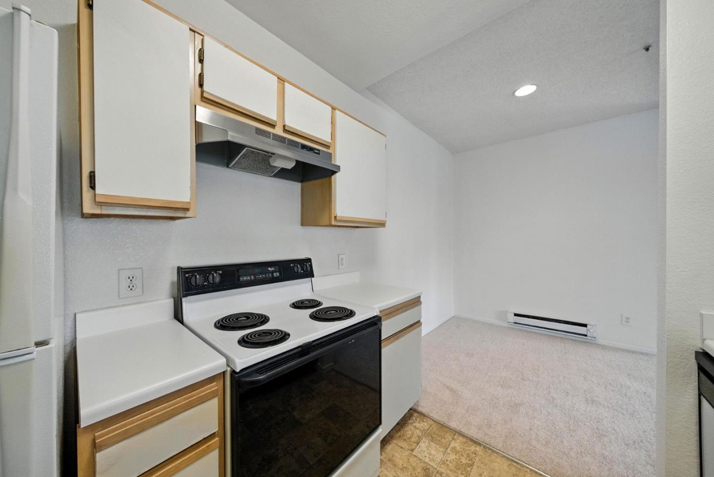 1201 Glen Cove Parkway 1001