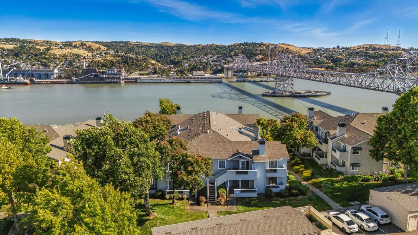 1201 Glen Cove Parkway 1001