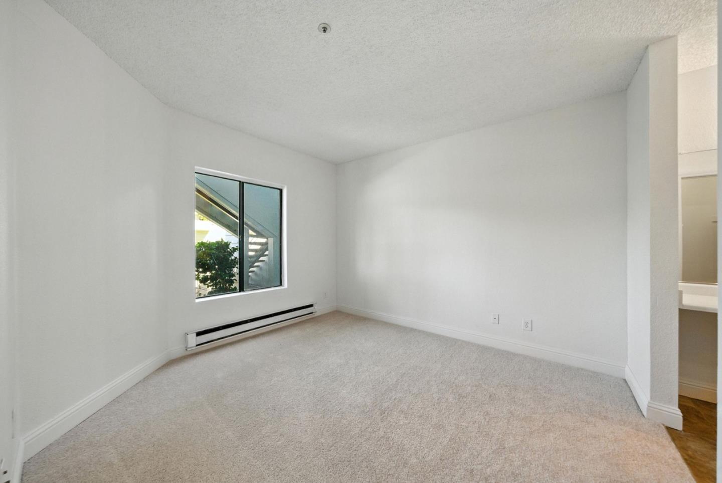 1201 Glen Cove Parkway 1001