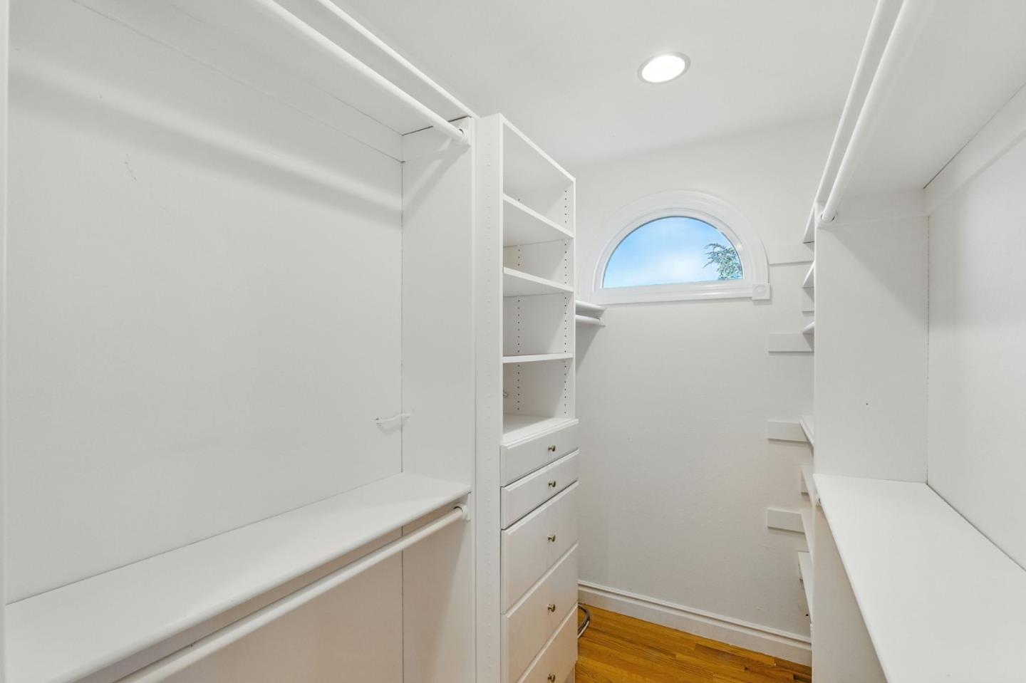 1531 Locust Street