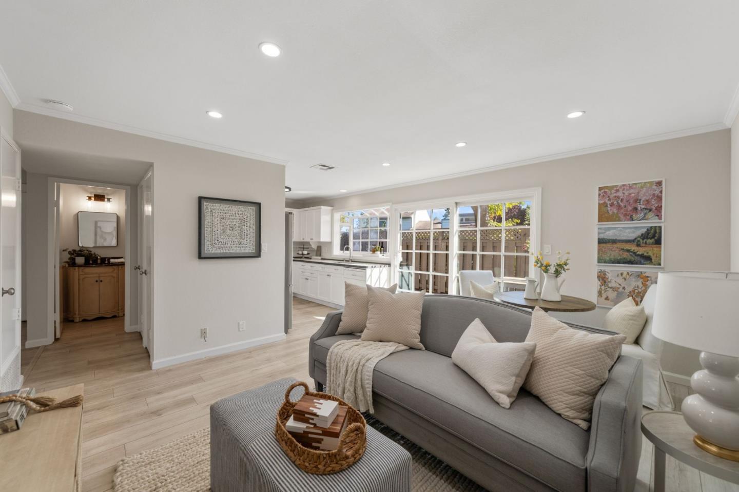 848 Magellan Lane