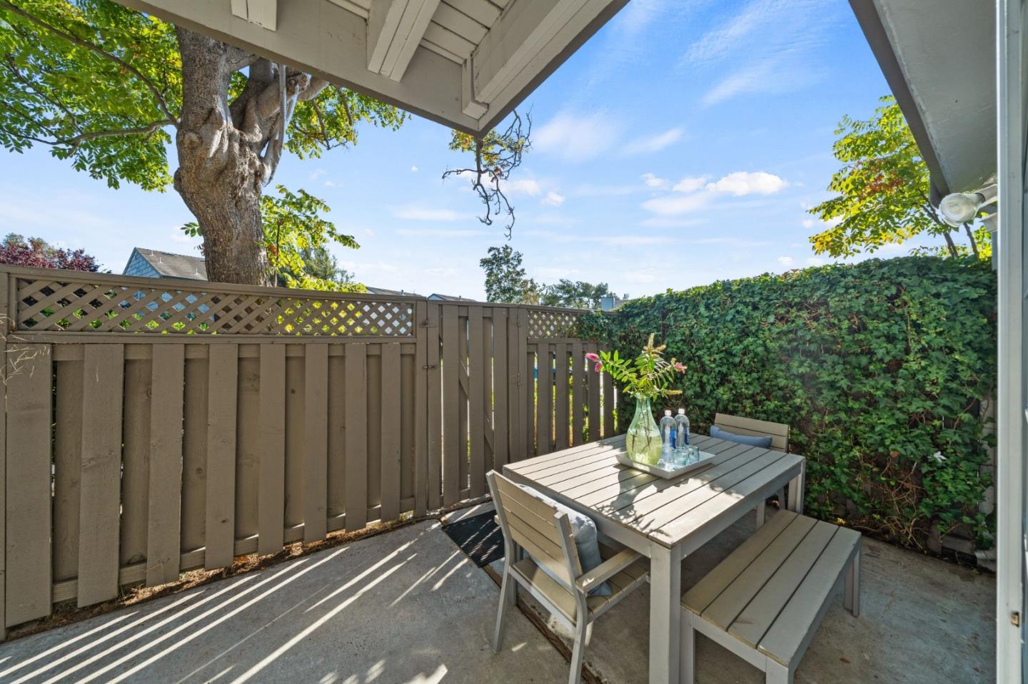 848 Magellan Lane