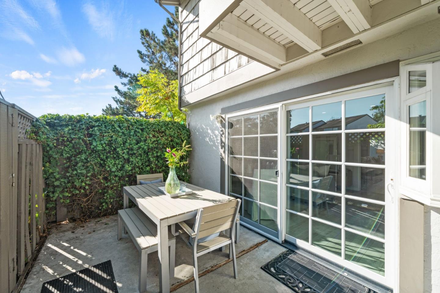 848 Magellan Lane
