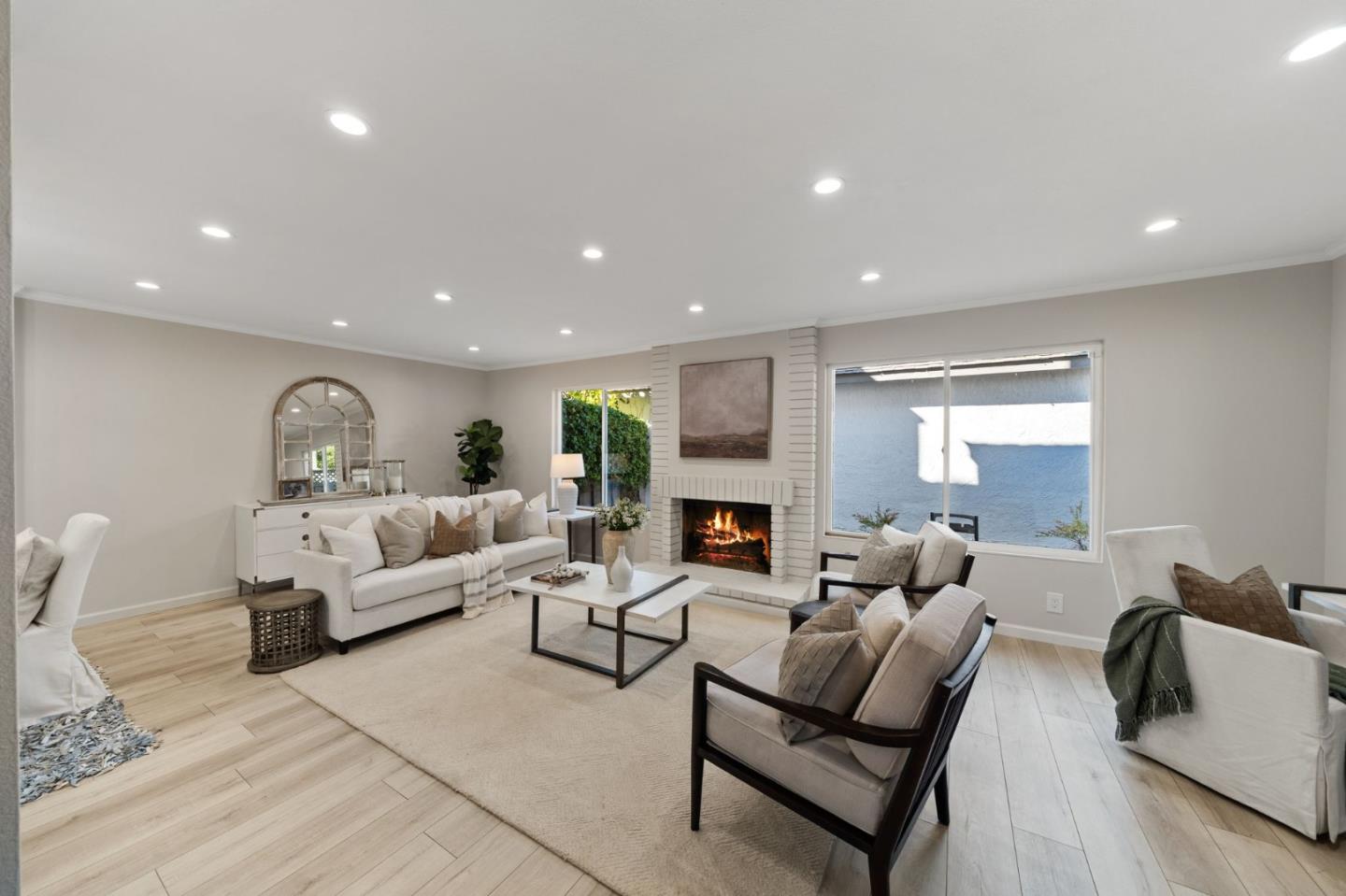 848 Magellan Lane