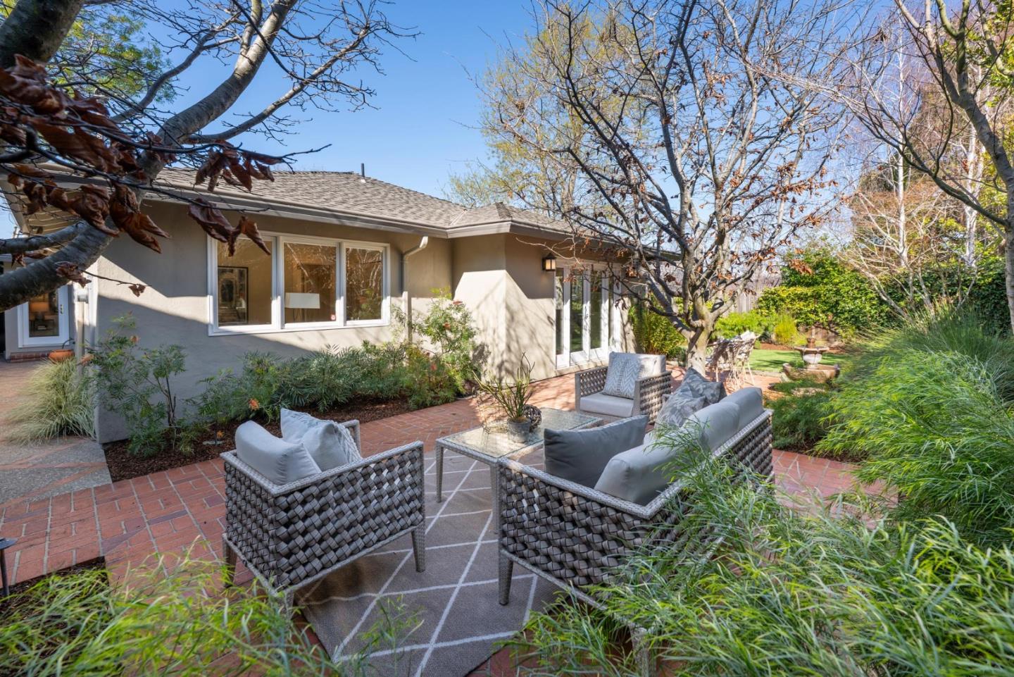 365 Parrott Drive