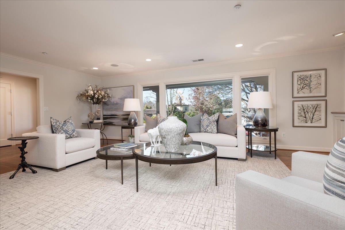 365 Parrott Drive