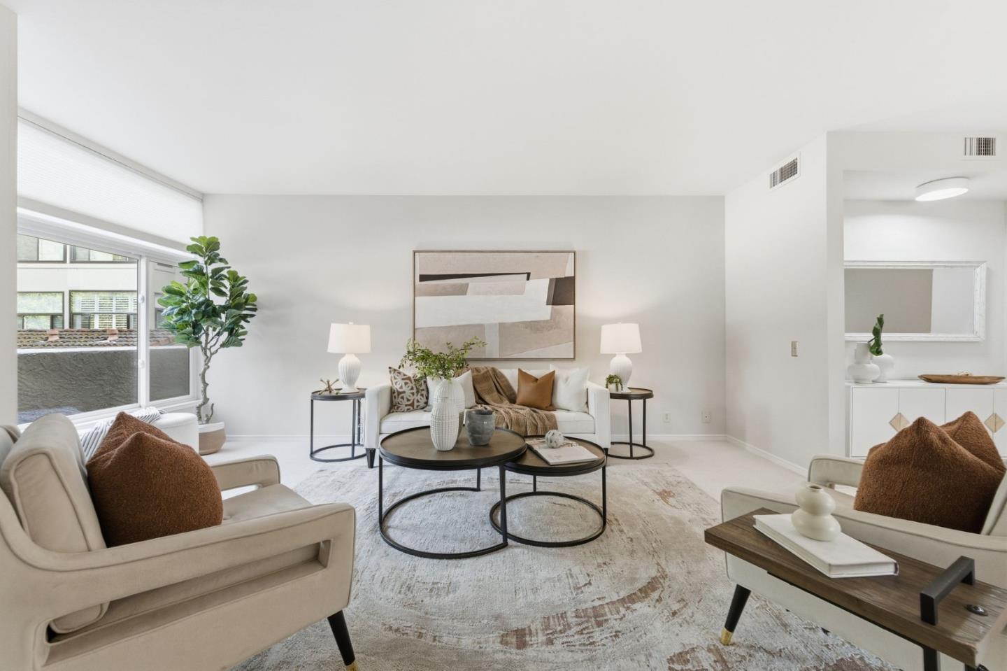 11 Hayward Avenue 1009