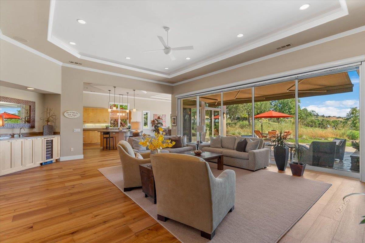 2369 Oak Creek Drive