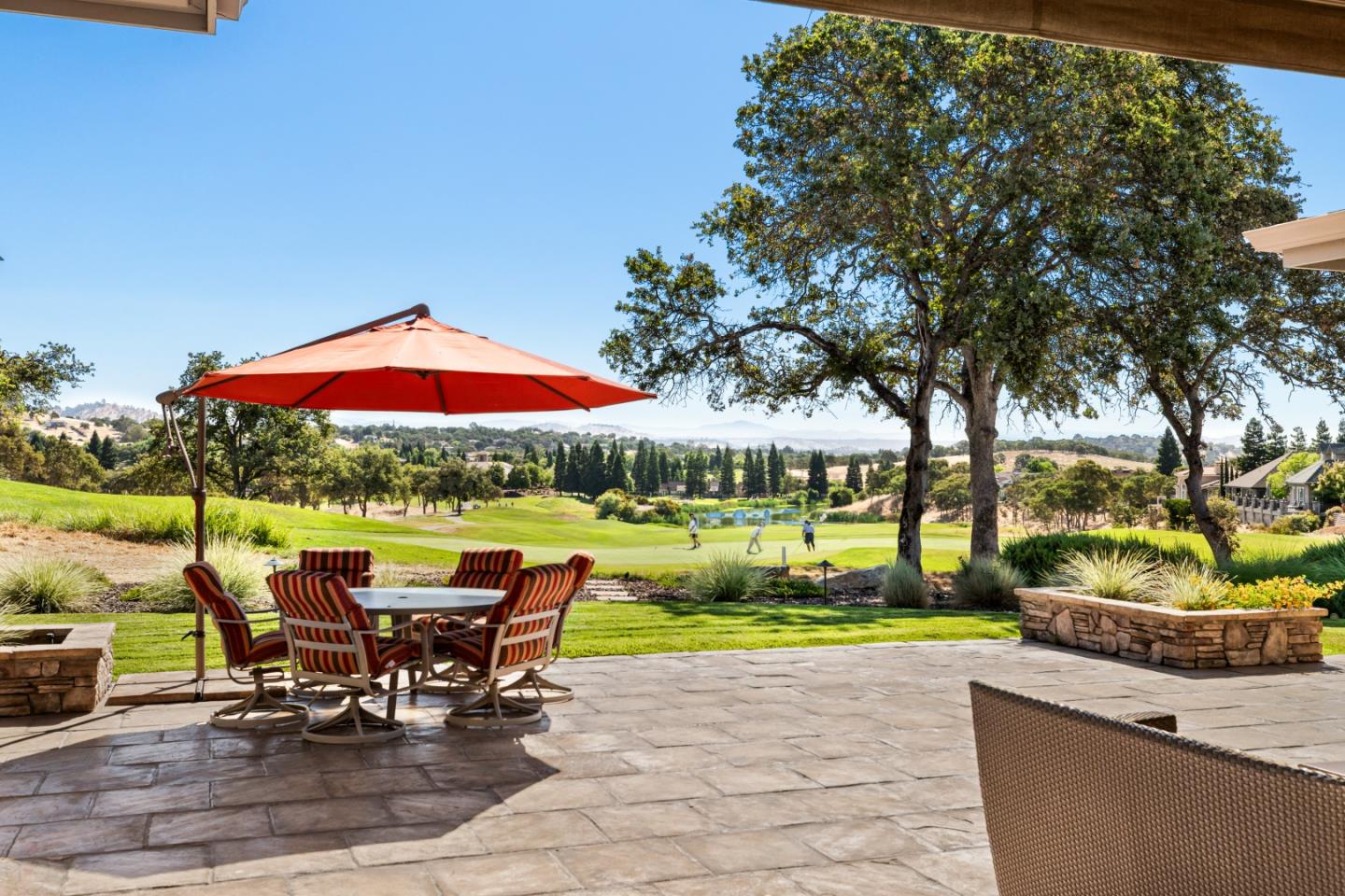 2369 Oak Creek Drive