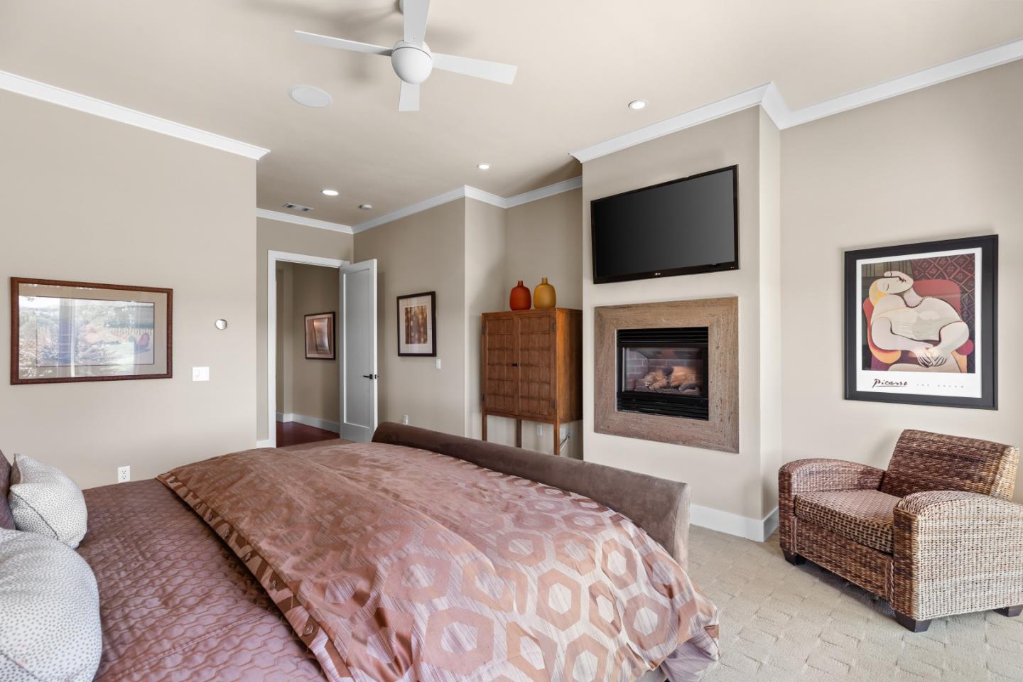 2369 Oak Creek Drive