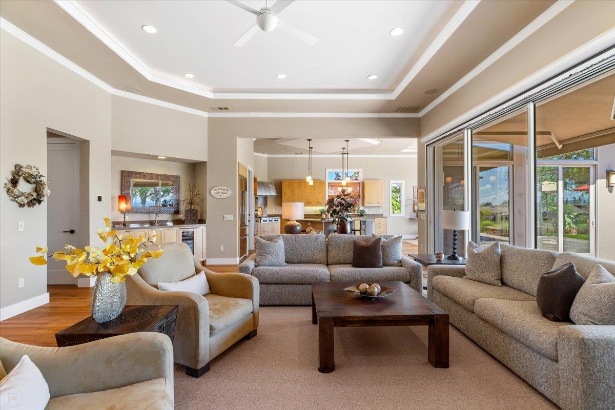 2369 Oak Creek Drive