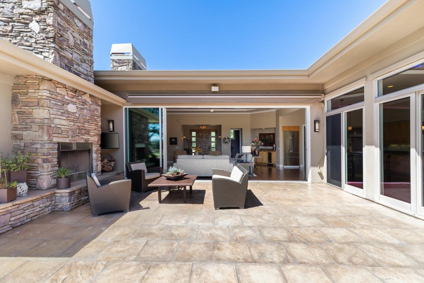 2369 Oak Creek Drive