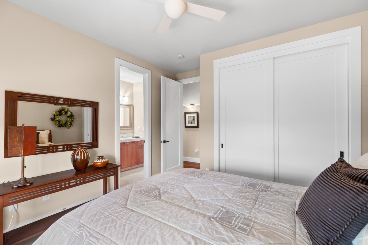 2369 Oak Creek Drive