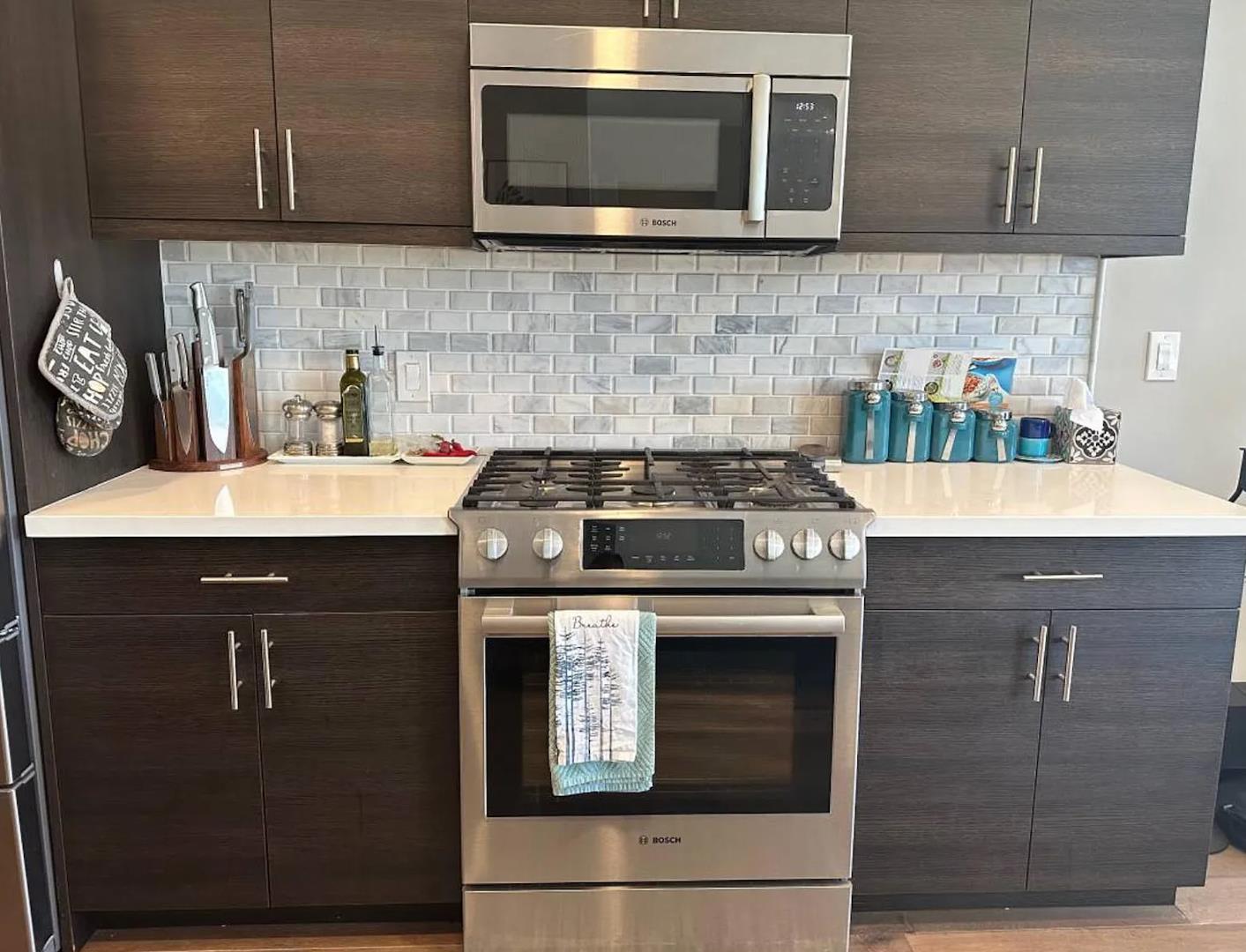 400 Mariners Island Boulevard 115