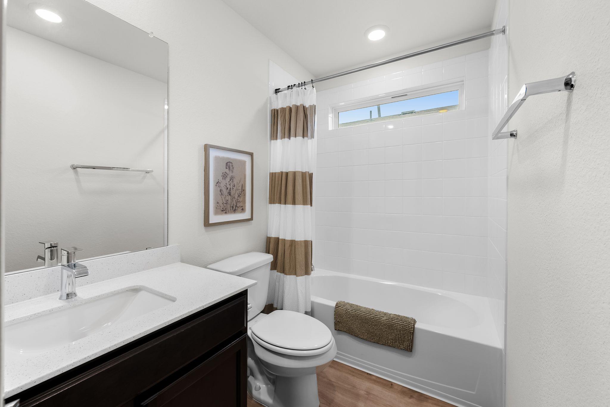 7904 Linda Michelle LN