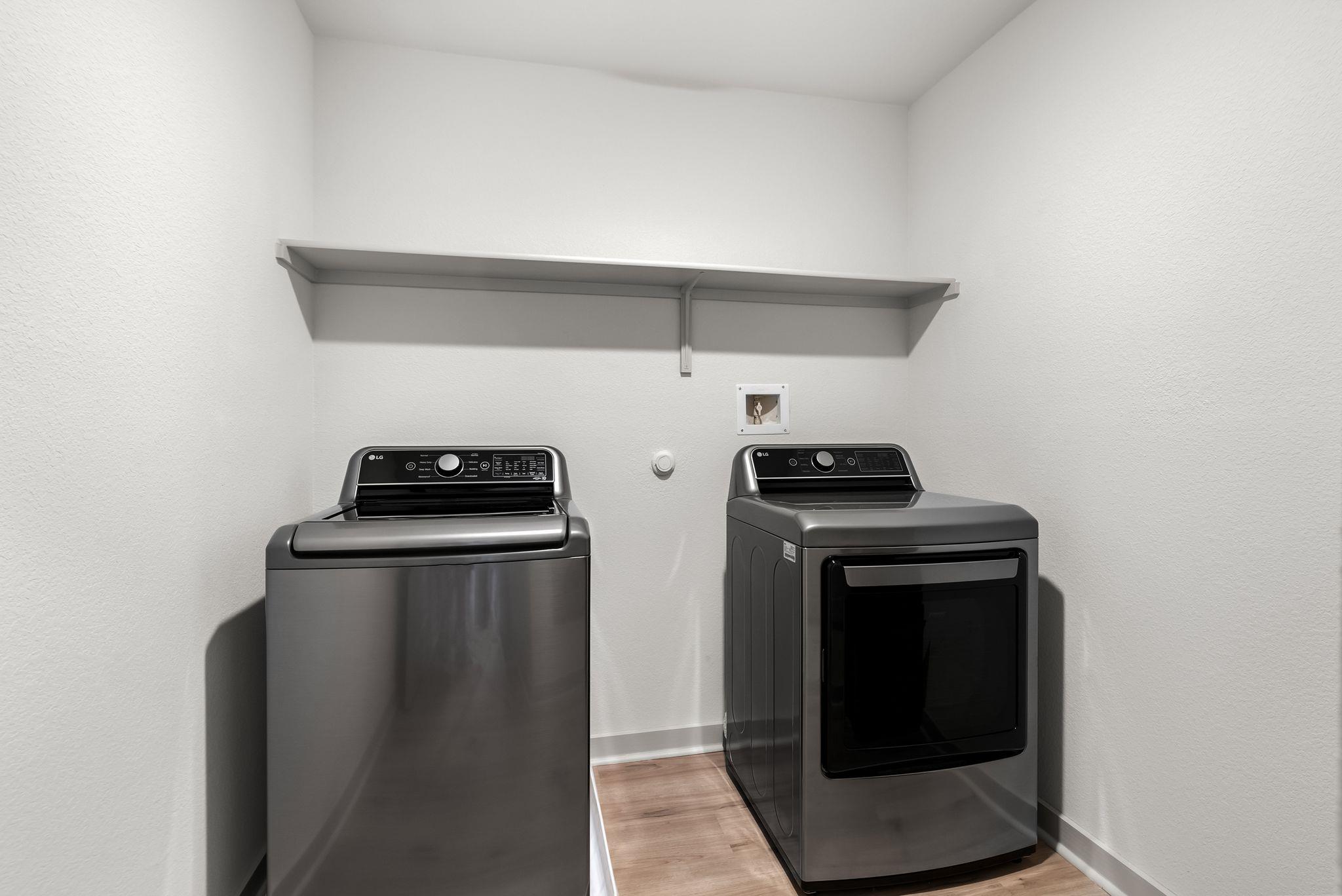 7904 Linda Michelle LN