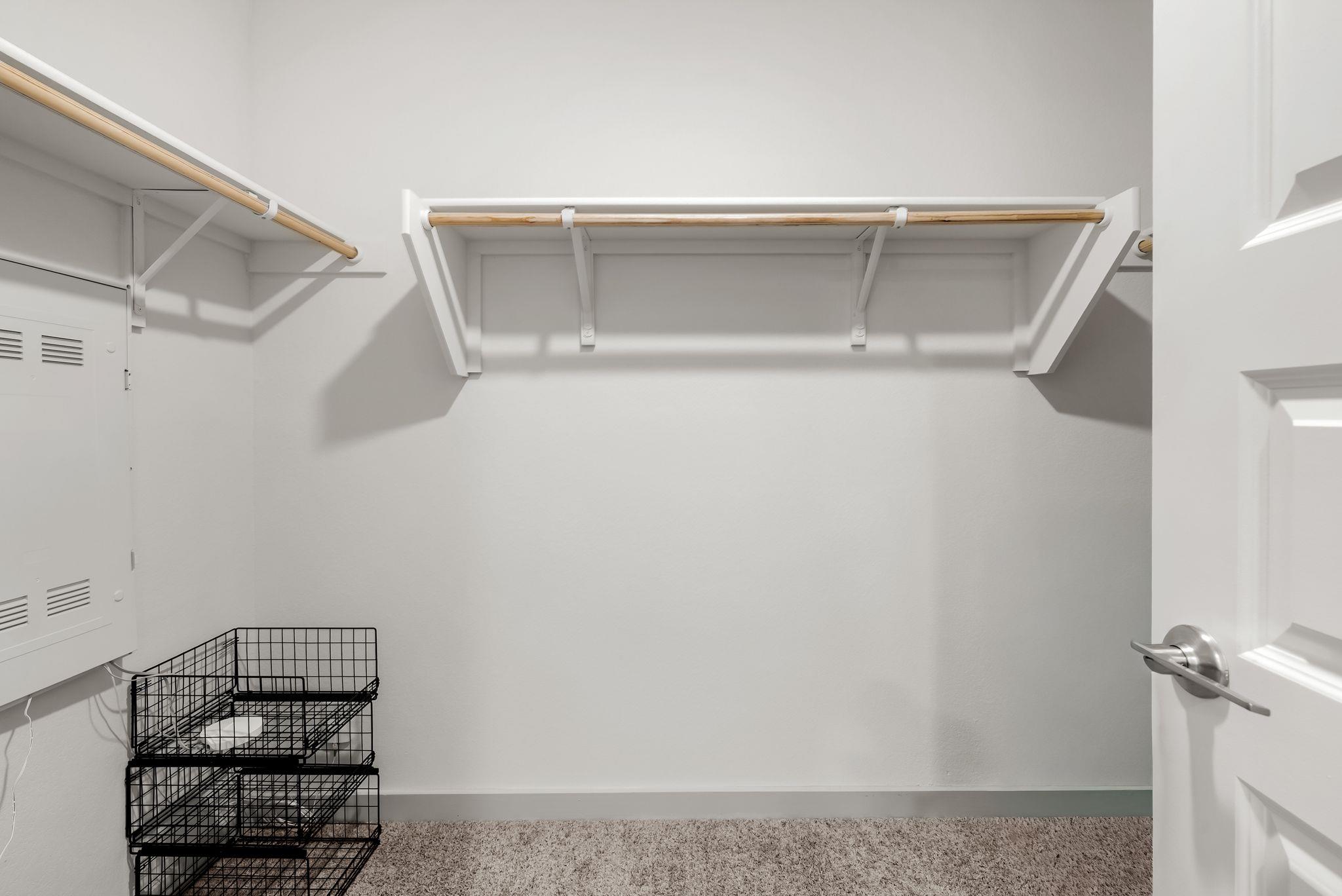 7904 Linda Michelle LN