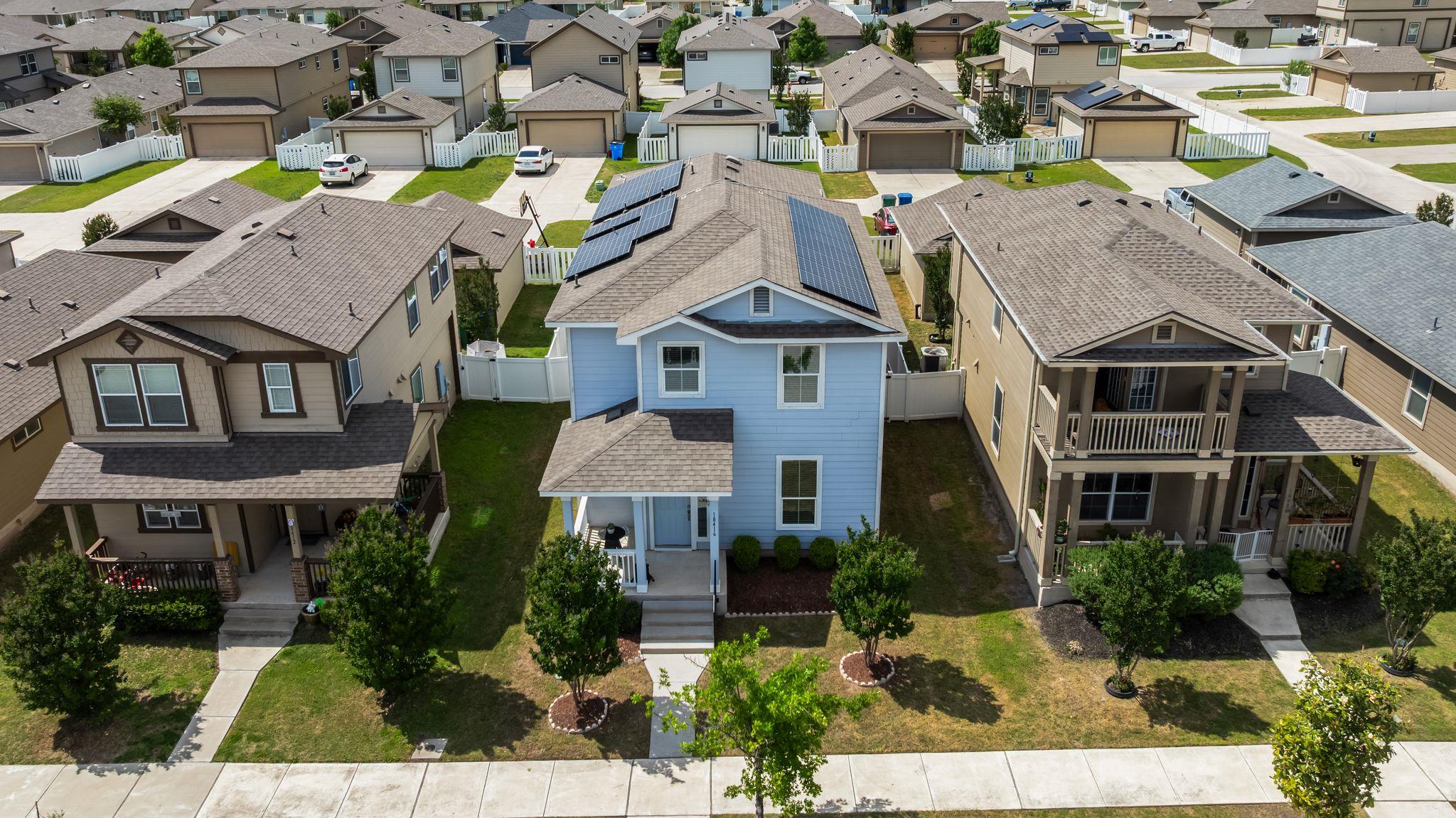 18416 Cumberland Gap ST