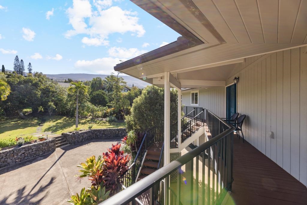 25 Kau St