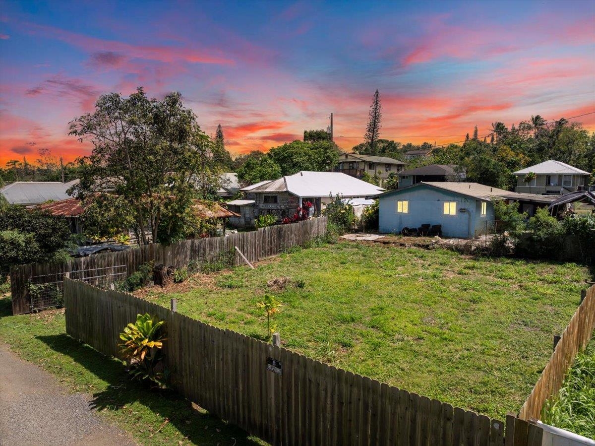 956 Kahealani St