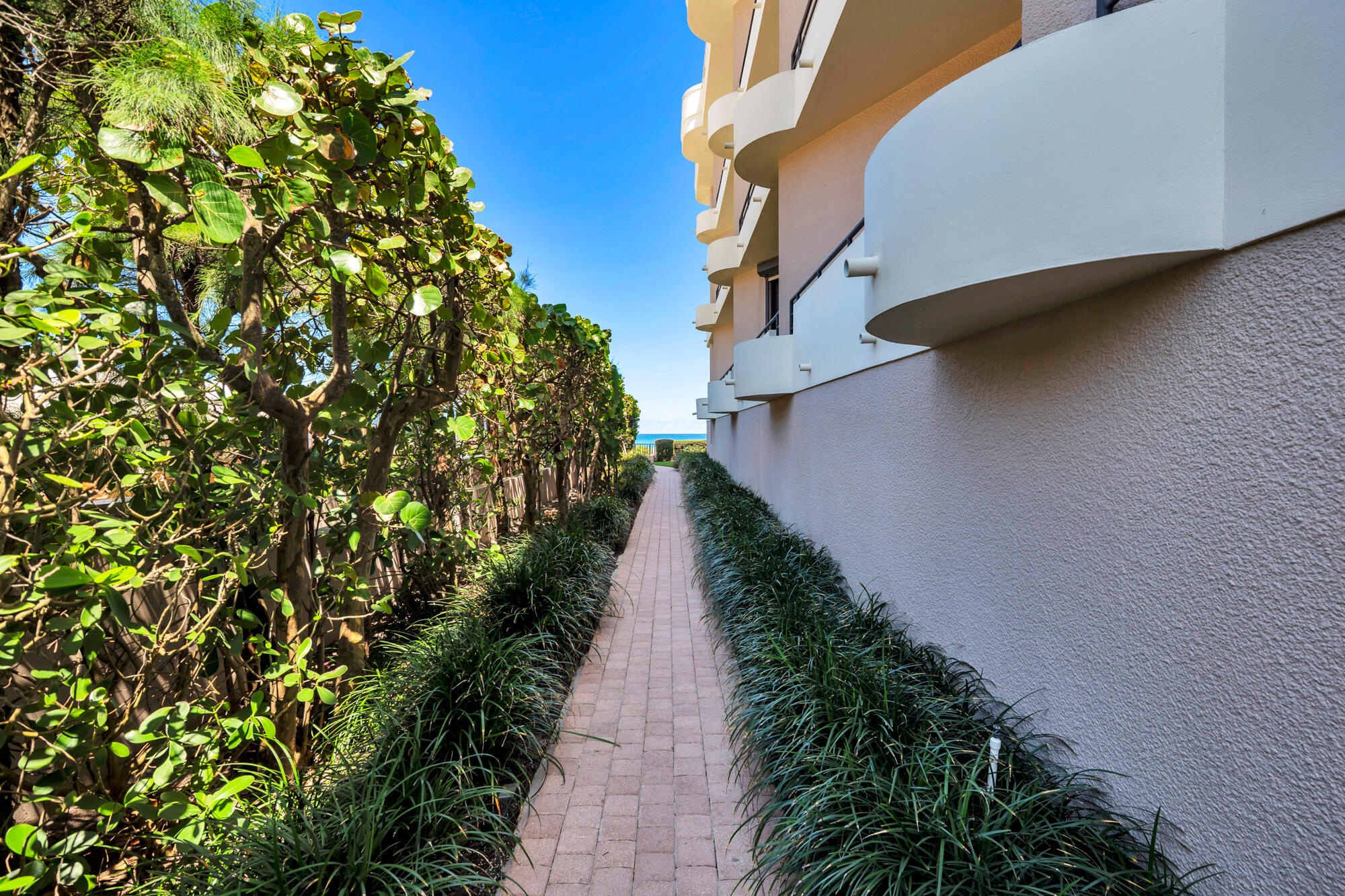 110 Sunset Avenue 4-a