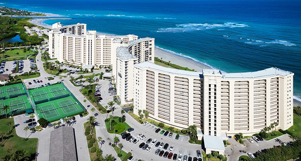 400 Ocean Trail Way 203