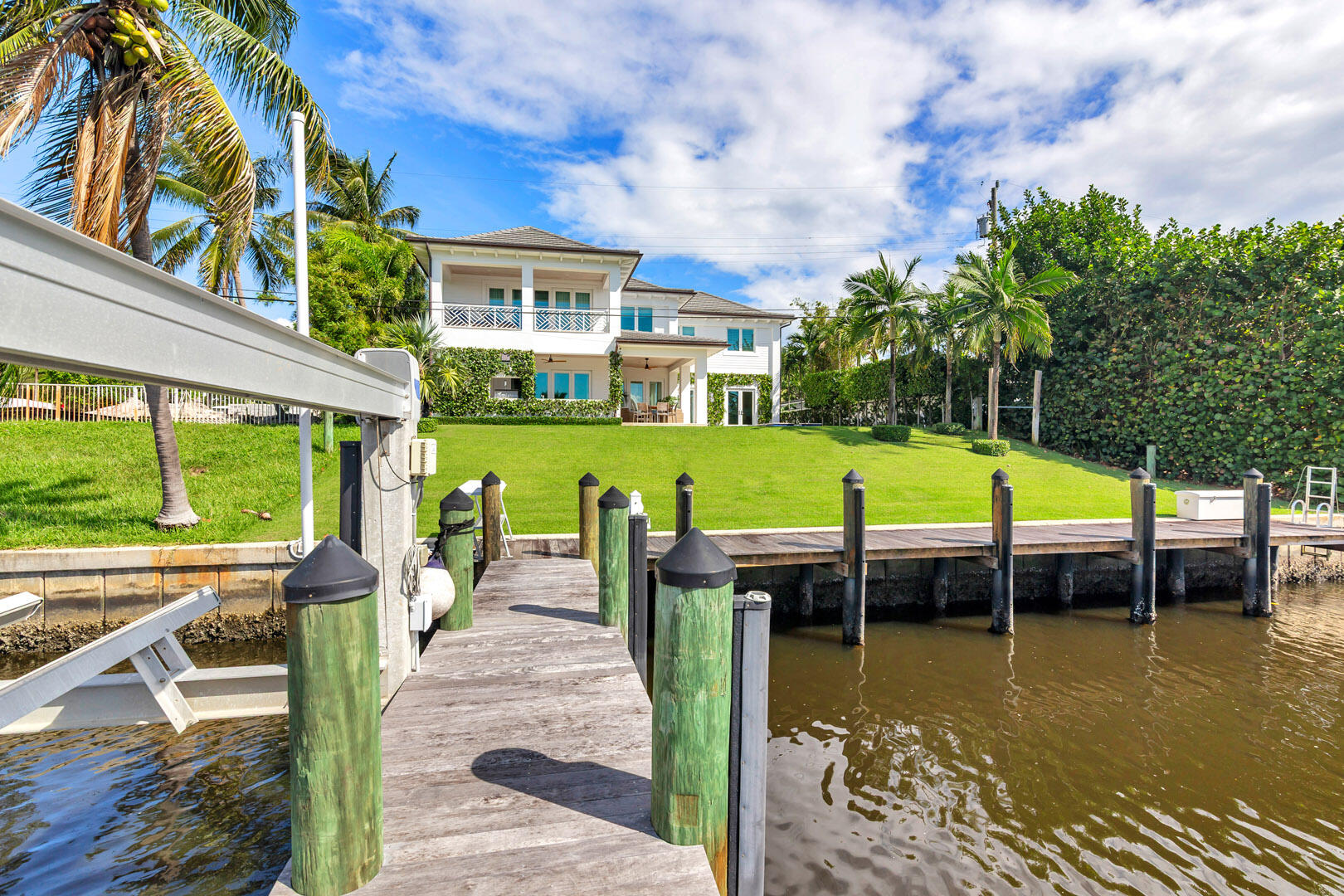 222 Arlington Road