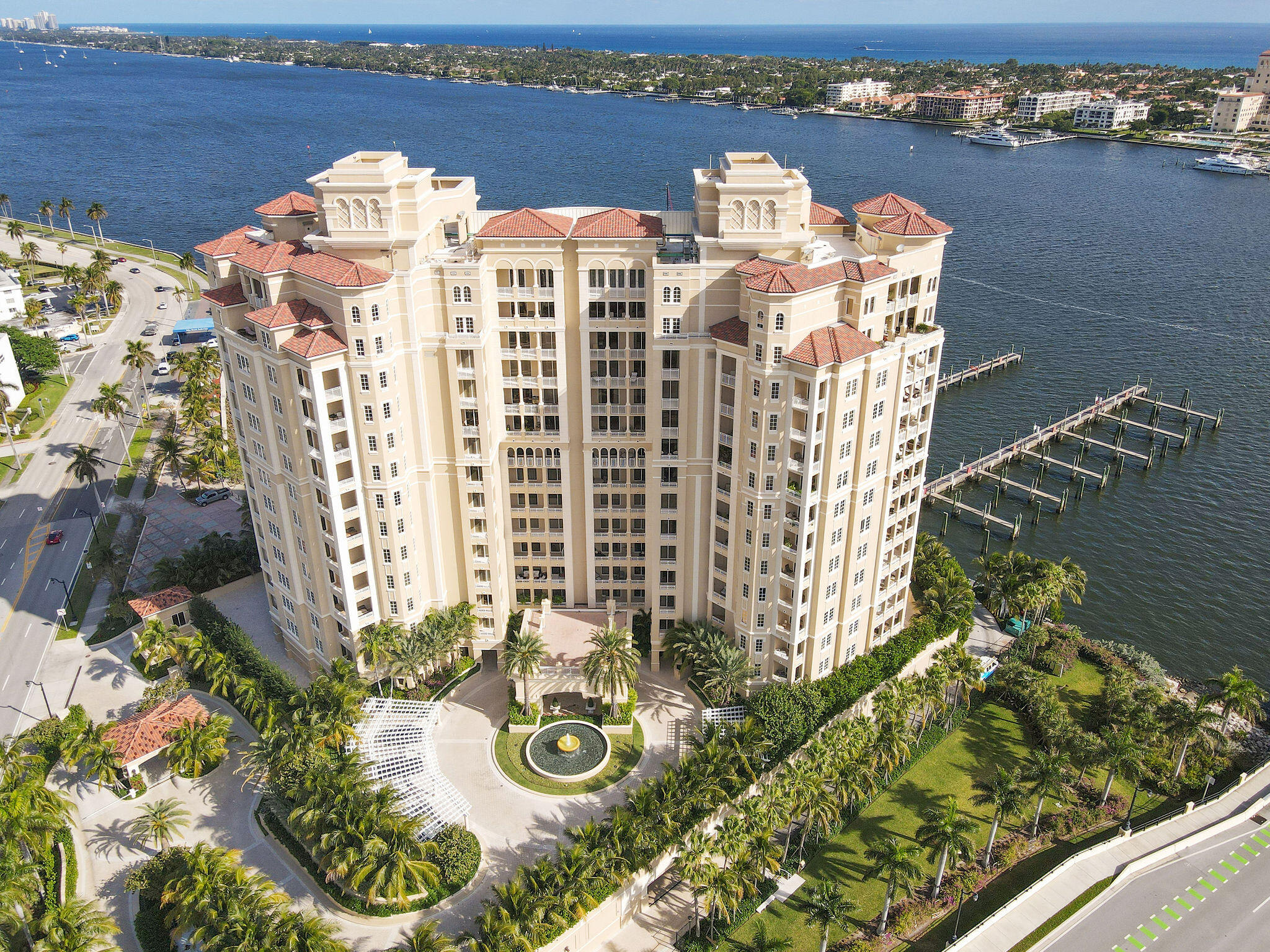 622 N Flagler Drive 904