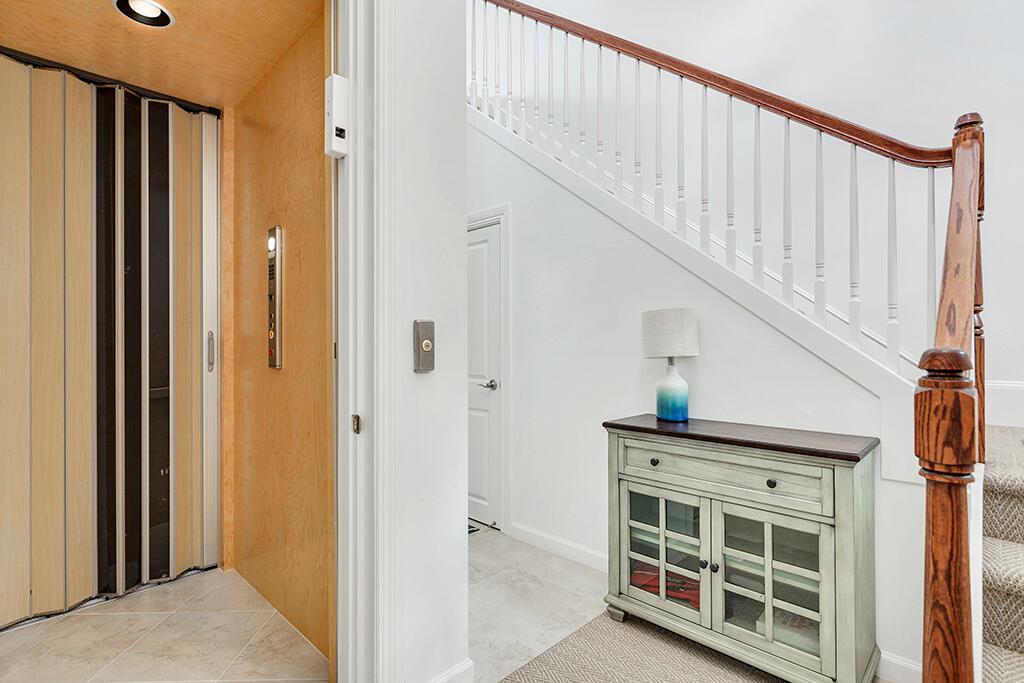 107 Tresana Boulevard 23