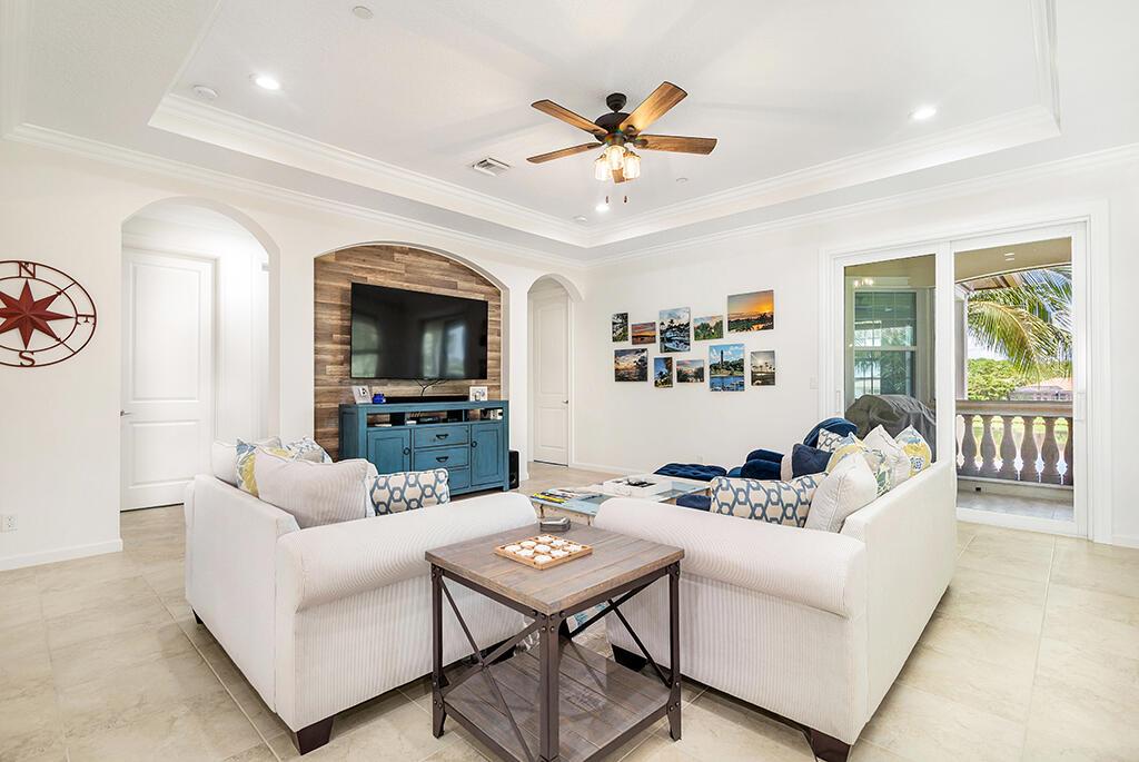 107 Tresana Boulevard 23