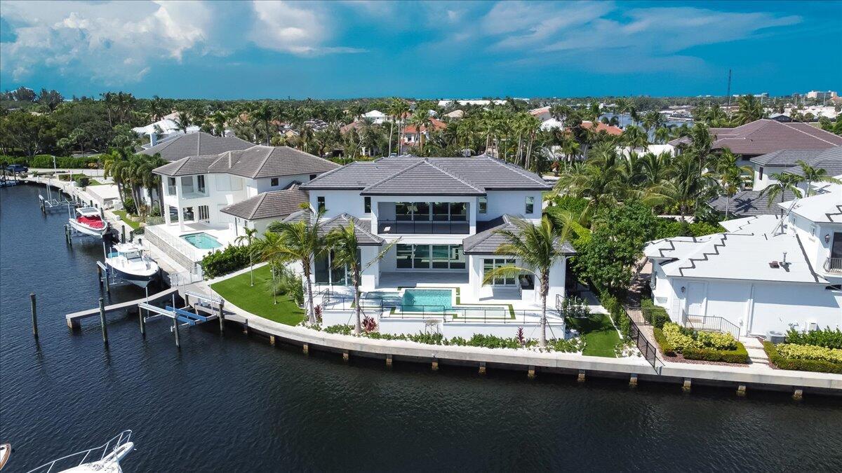 717 Harbour Point Drive
