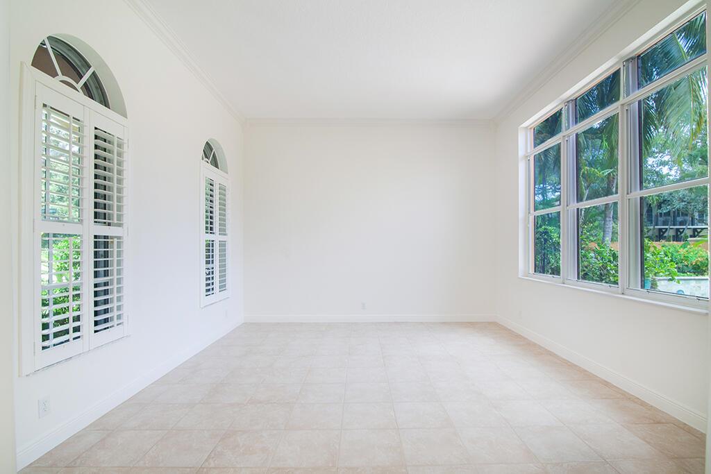 315 Galicia Way