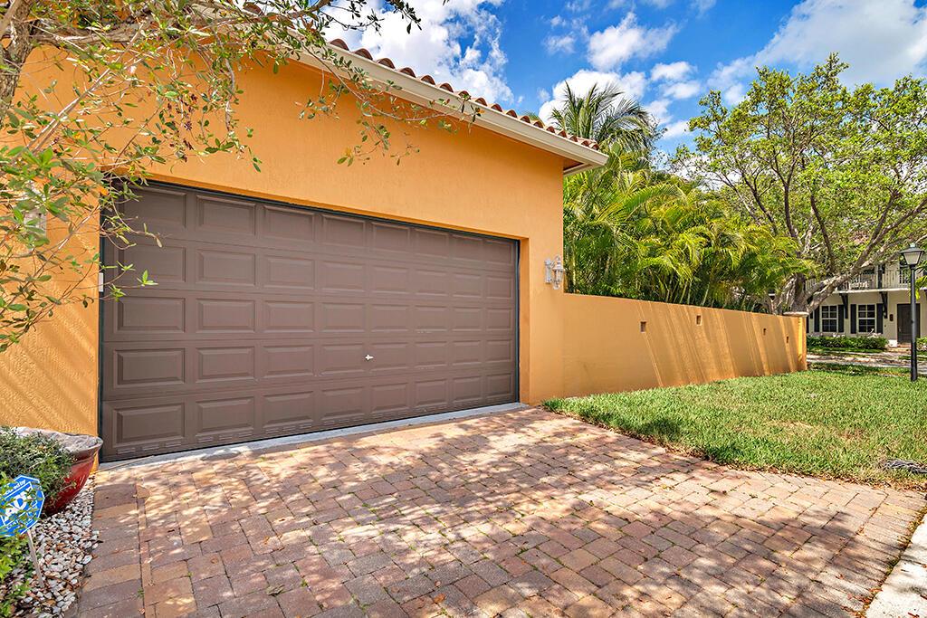 315 Galicia Way