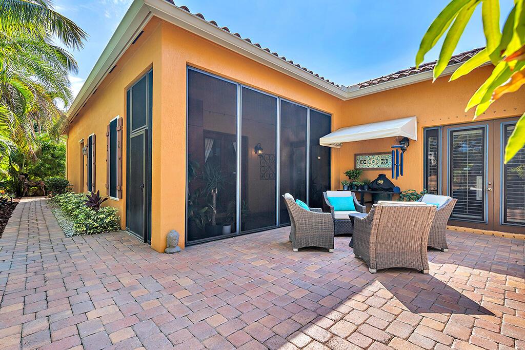 315 Galicia Way