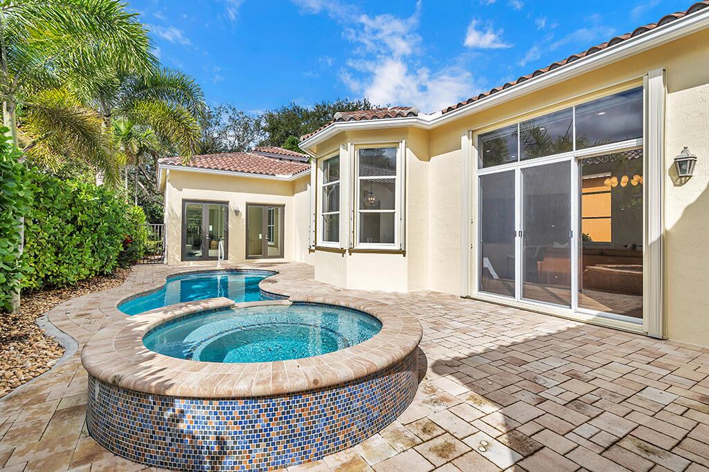 317 Galicia Way