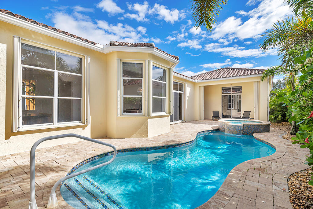 317 Galicia Way
