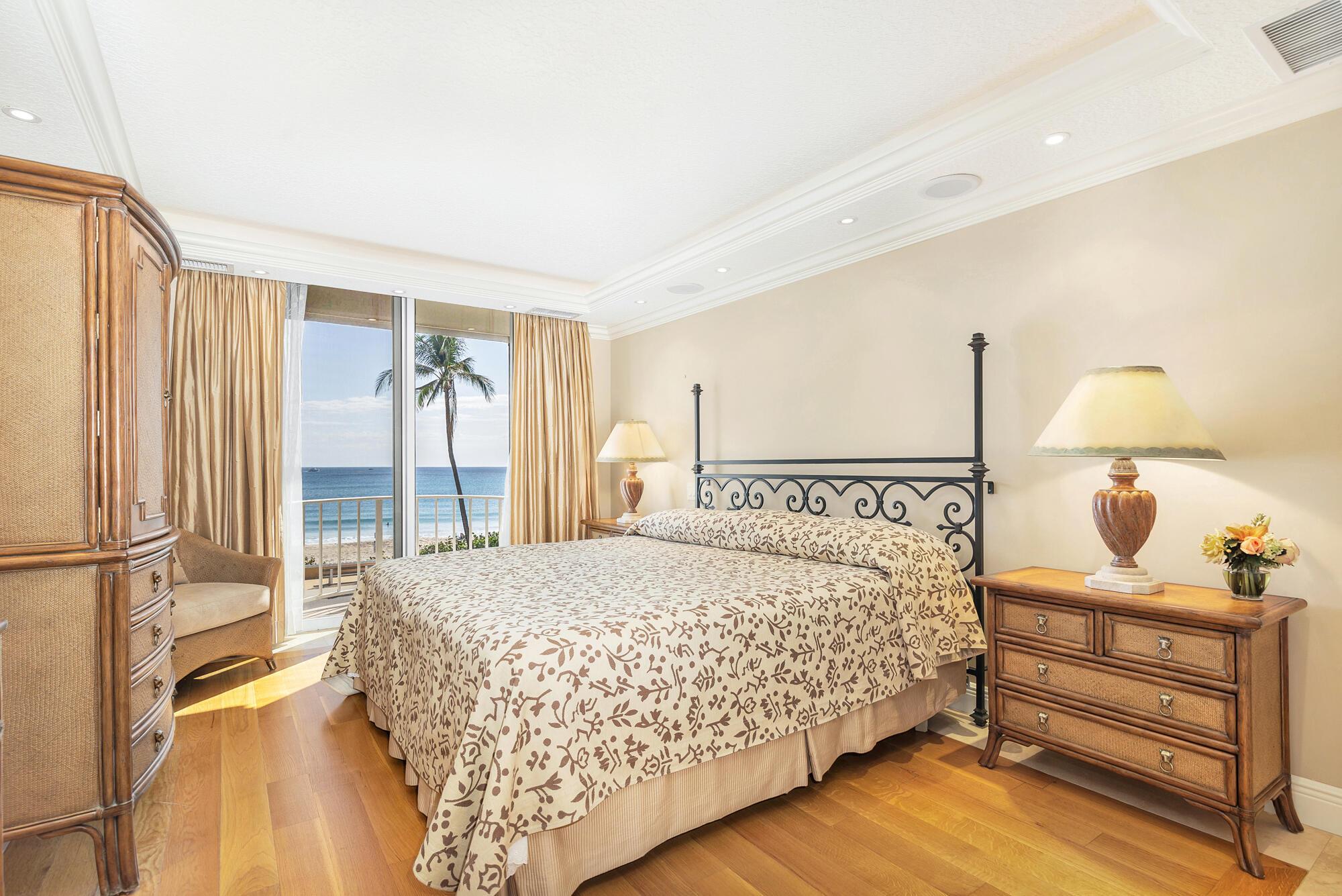 100 Worth Avenue 309