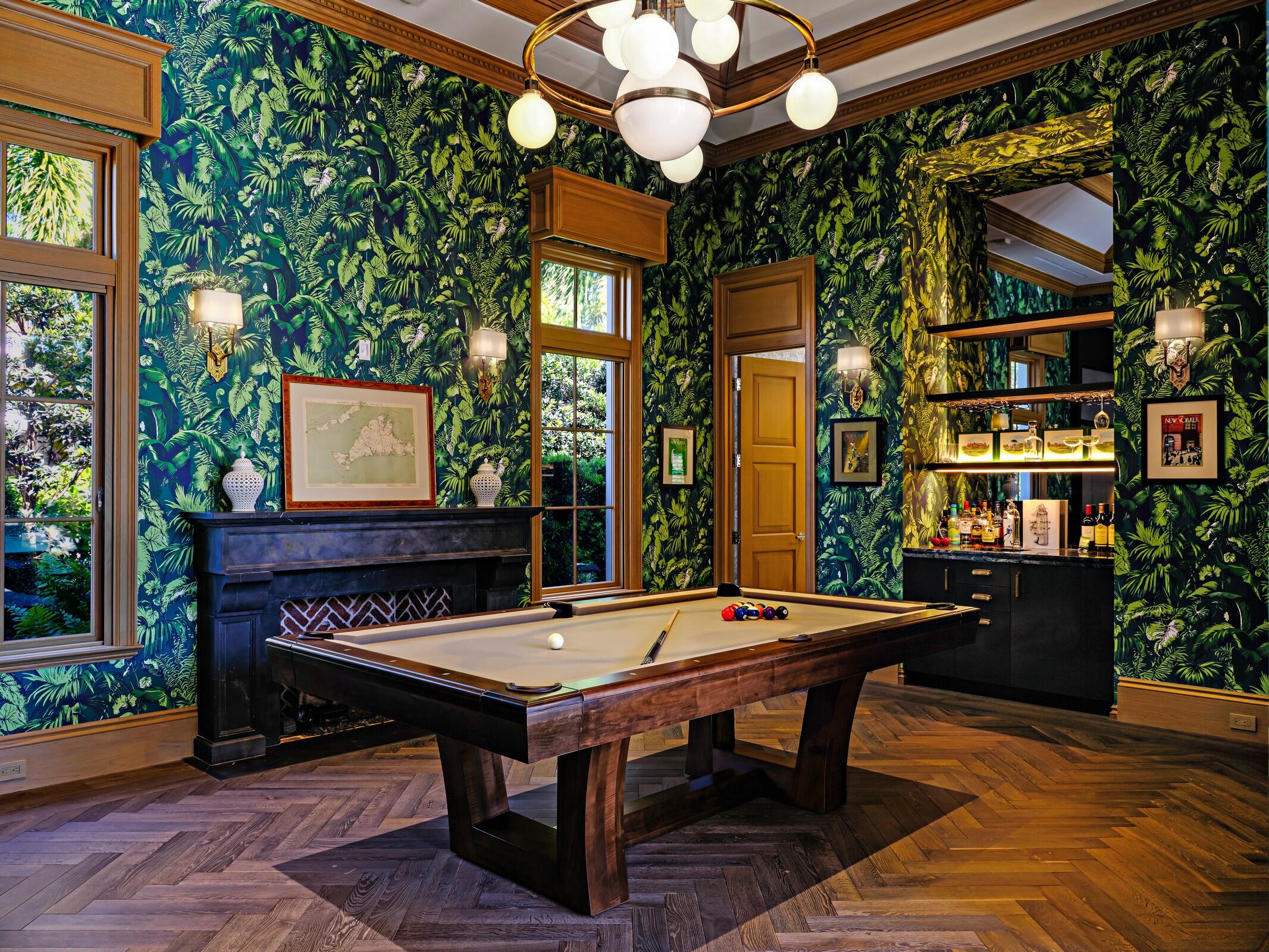 131 W Bears Club Drive