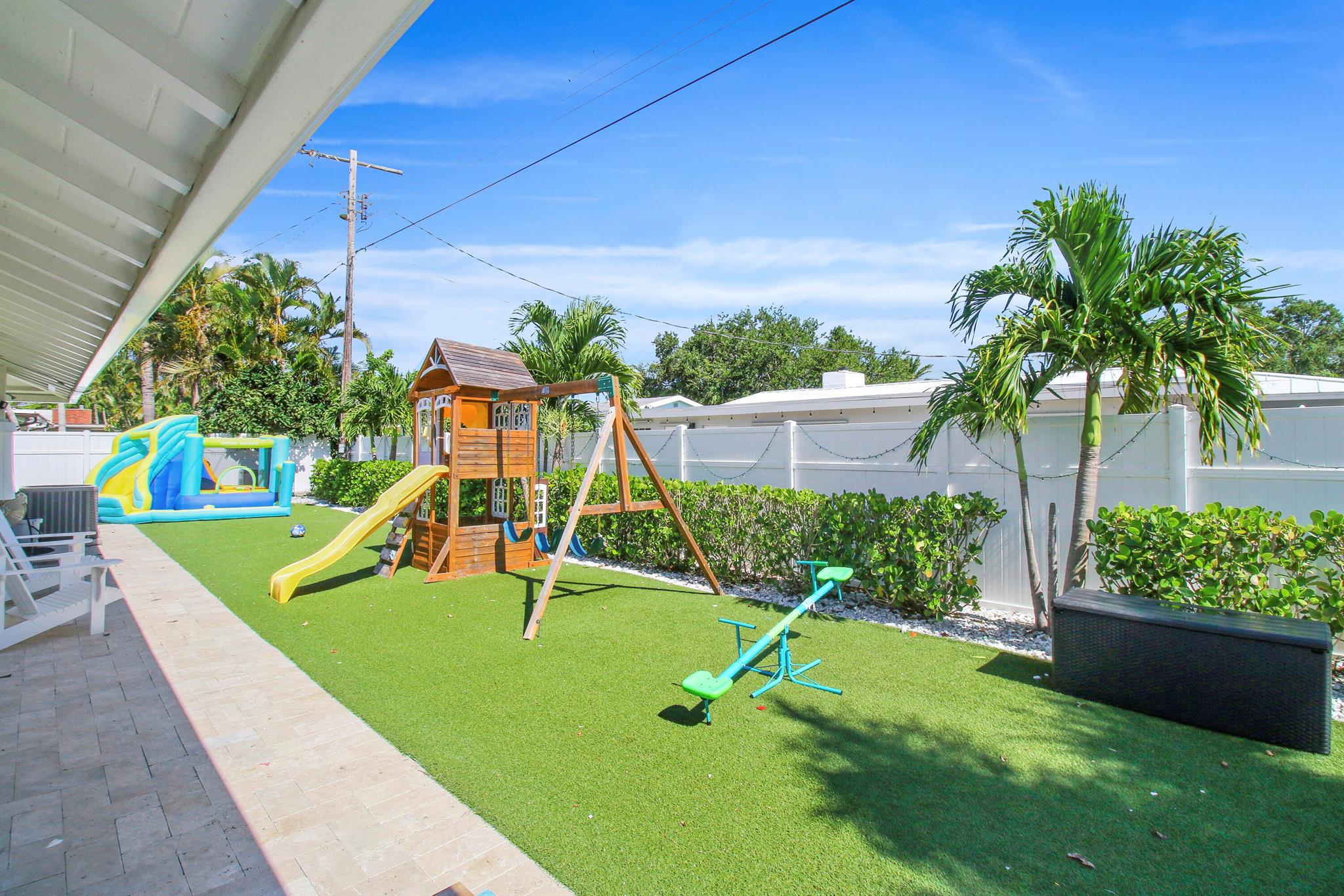 523 Harbour Road